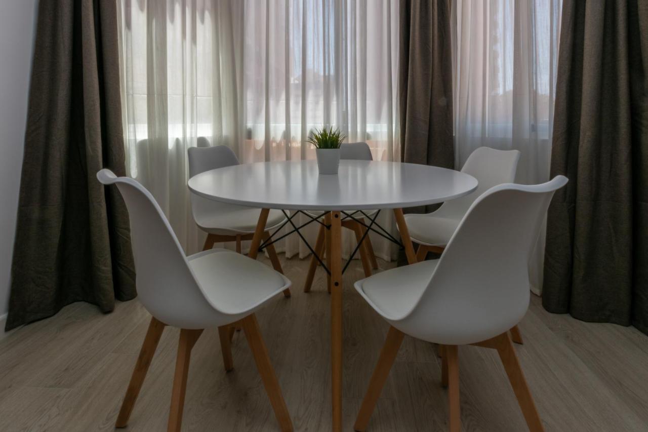 Beachfront 1BR Centre - Las Palmeras Fuengirola Exterior foto